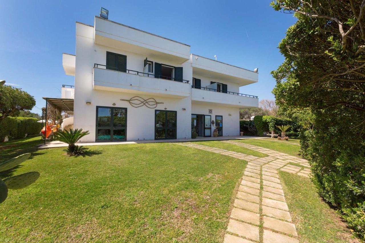 Residence Punta Cassano - In Piscina Sulla Spiaggia Di Sabbia 산포카 외부 사진